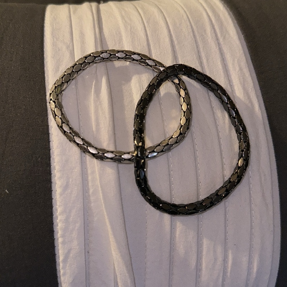 Bracelets - Picture 2 of 2